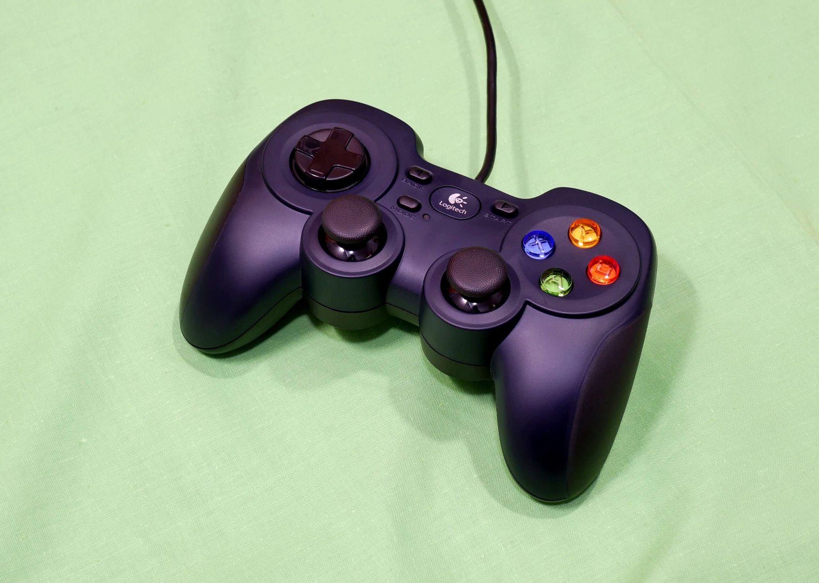 Logitech F310 Gamepad Logitech F310 Gamepad wired USB controller